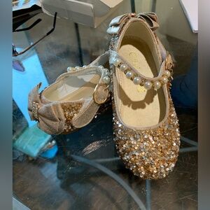Gold Sparkle Toddler Shoes size 2.5